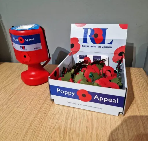 Spende an der Royal British Legion Poppy Fund  